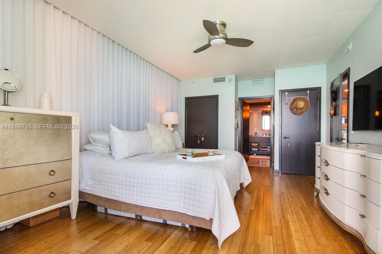 image The Carillon South Tower8