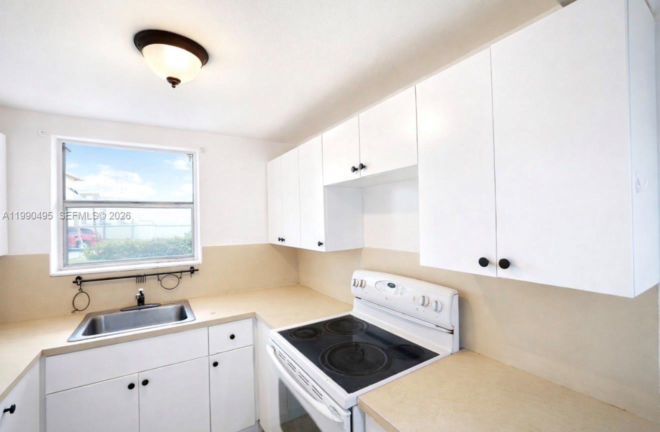 12275 NE 19th Ave #4