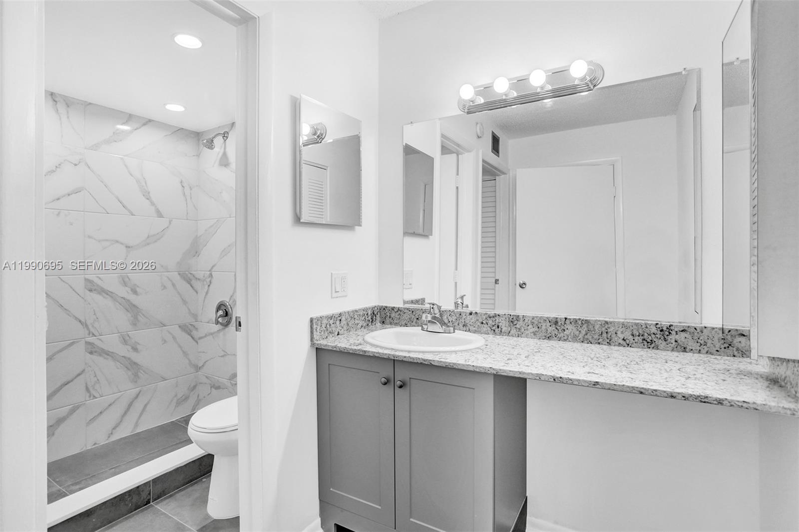 4211 NW 19th St #194 Lauderhill, FL 33313