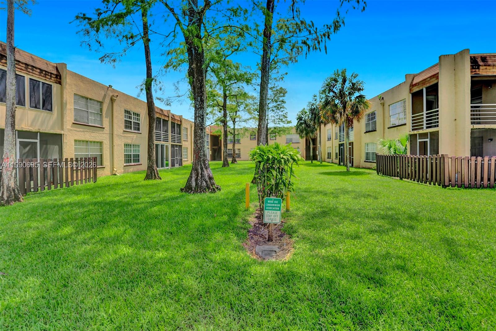 4211 NW 19th St #194 Lauderhill, FL 33313