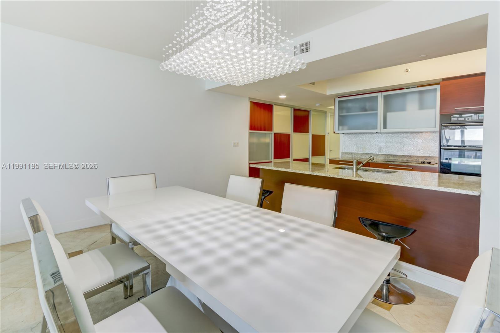 image Beach Club 222