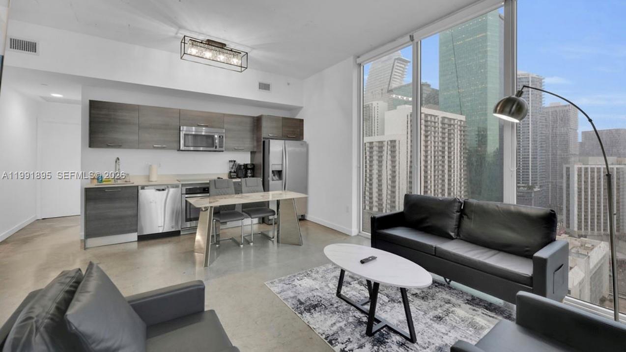 151 SE 1st St #2411 Miami, FL 33131