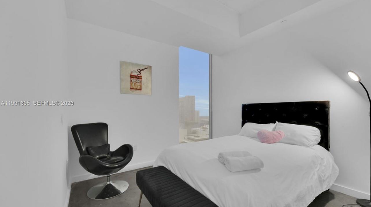 151 SE 1st St #2411 Miami, FL 33131