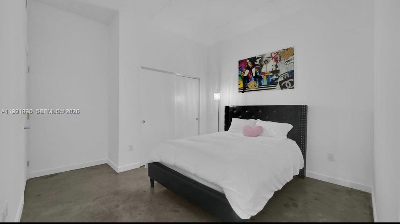 151 SE 1st St #2411 Miami, FL 33131