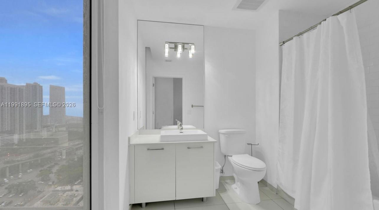 151 SE 1st St #2411 Miami, FL 33131