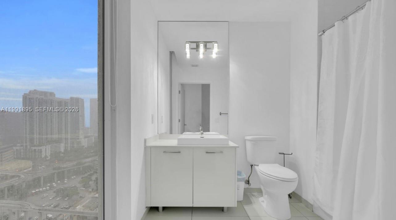 151 SE 1st St #2411 Miami, FL 33131