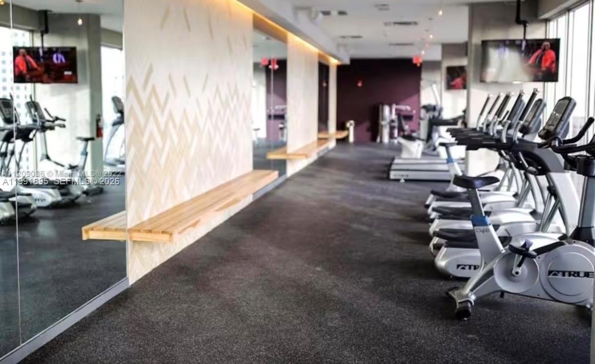 151 SE 1st St #2411 Miami, FL 33131