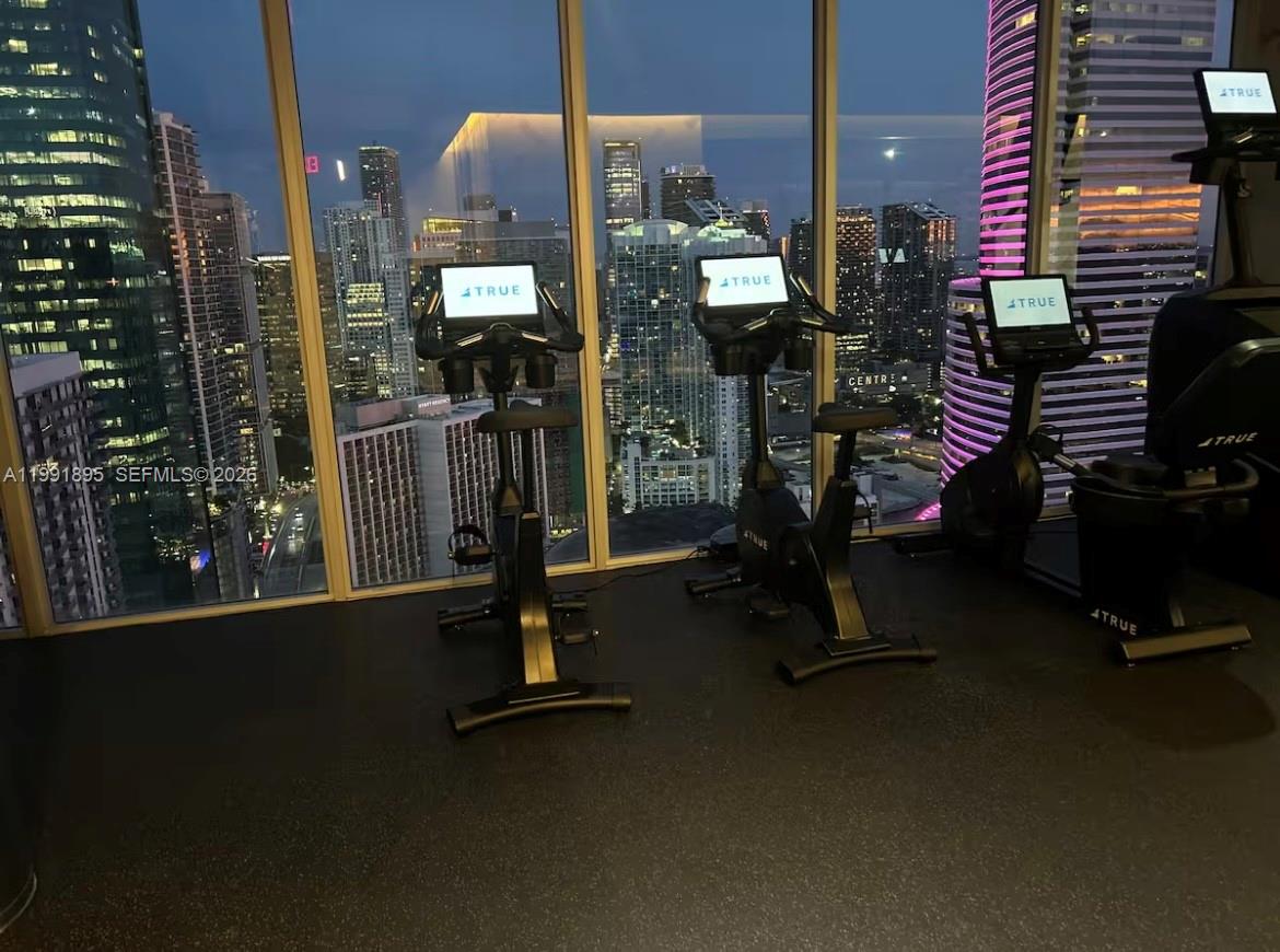 151 SE 1st St #2411 Miami, FL 33131