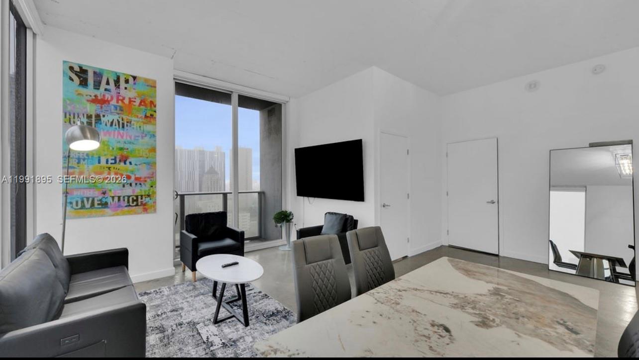 151 SE 1st St #2411 Miami, FL 33131