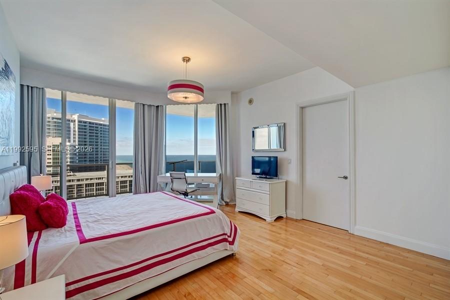 image Bellini Bal Harbour17