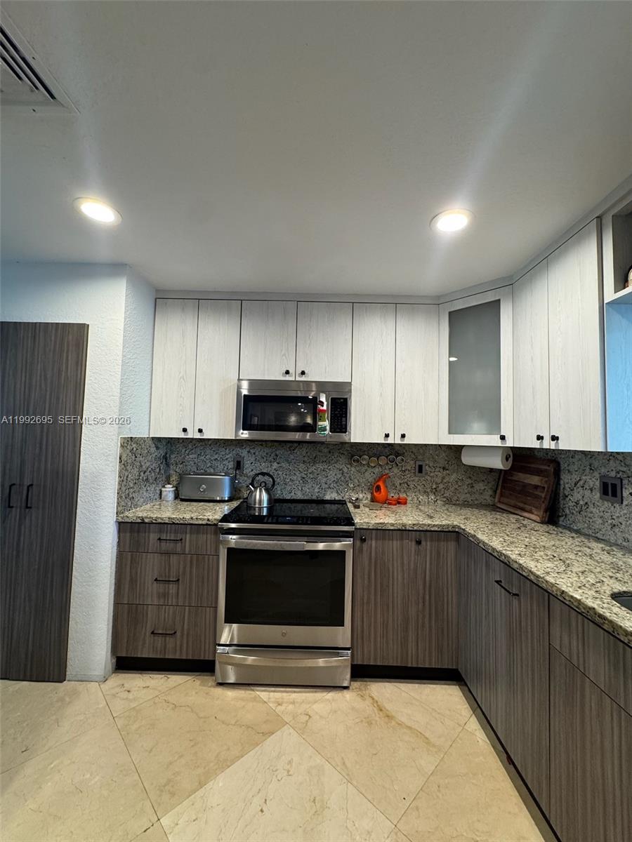 10973 NW 53rd Ln Doral, FL 33178