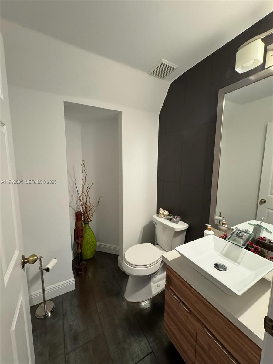 10973 NW 53rd Ln Doral, FL 33178