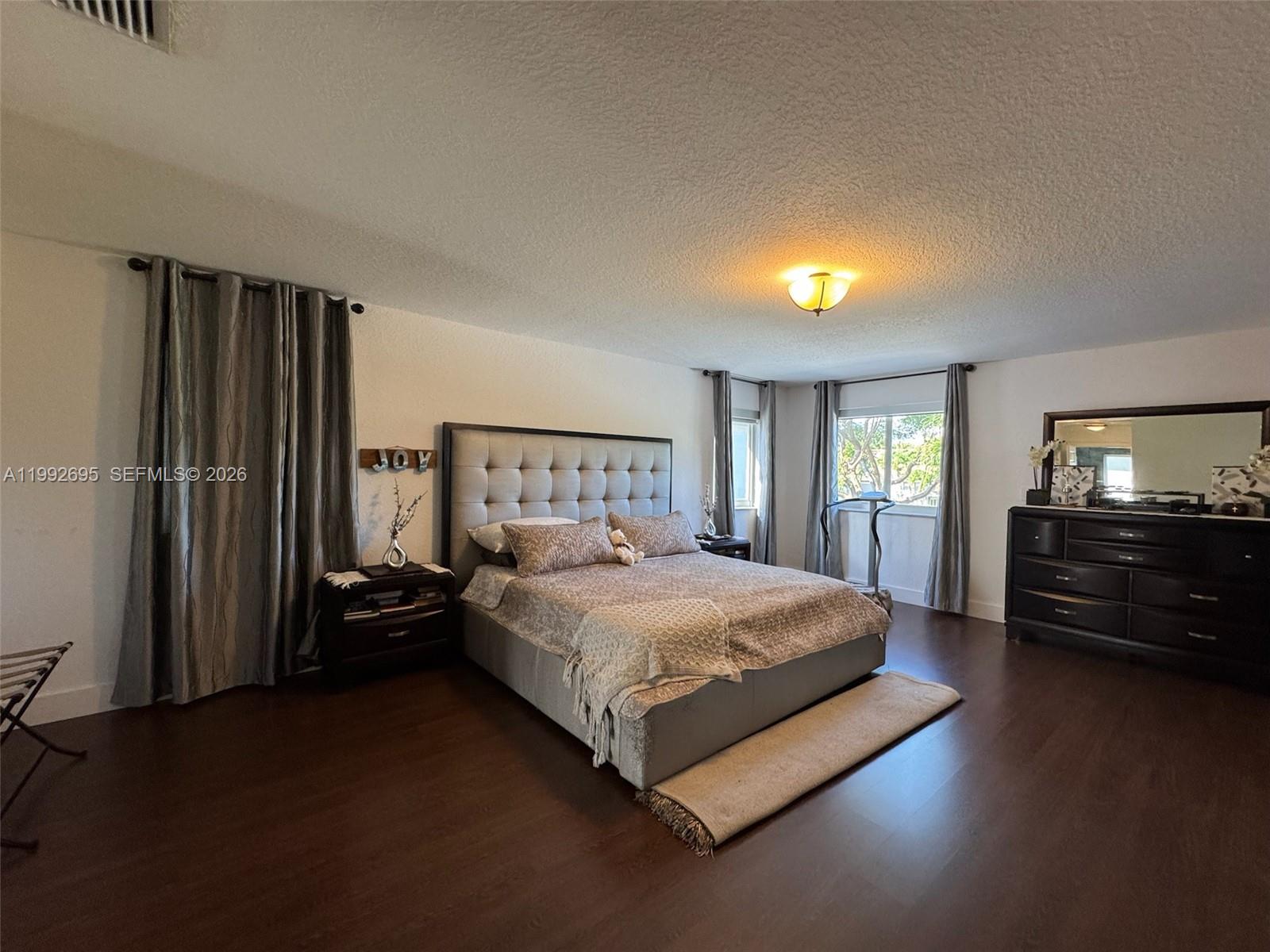 10973 NW 53rd Ln Doral, FL 33178