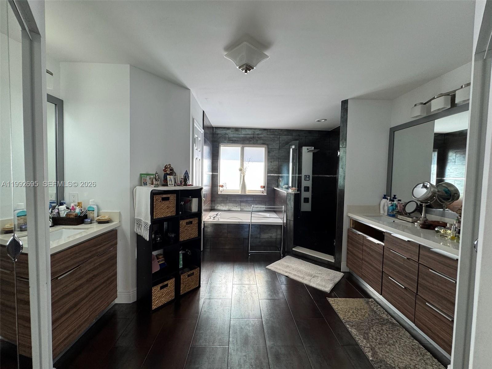 10973 NW 53rd Ln Doral, FL 33178