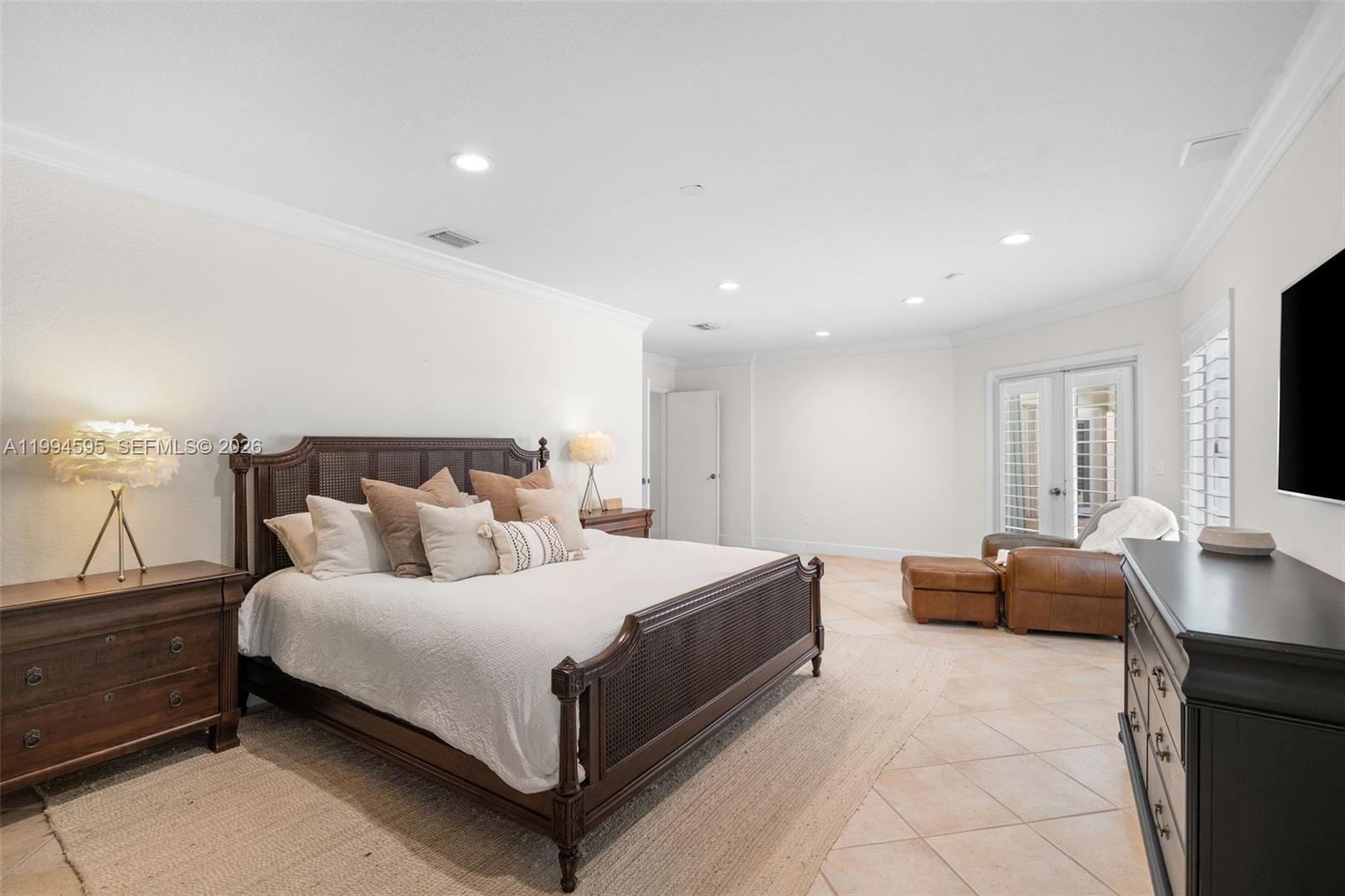 6801 SW 126th Ter Pinecrest, FL 33156