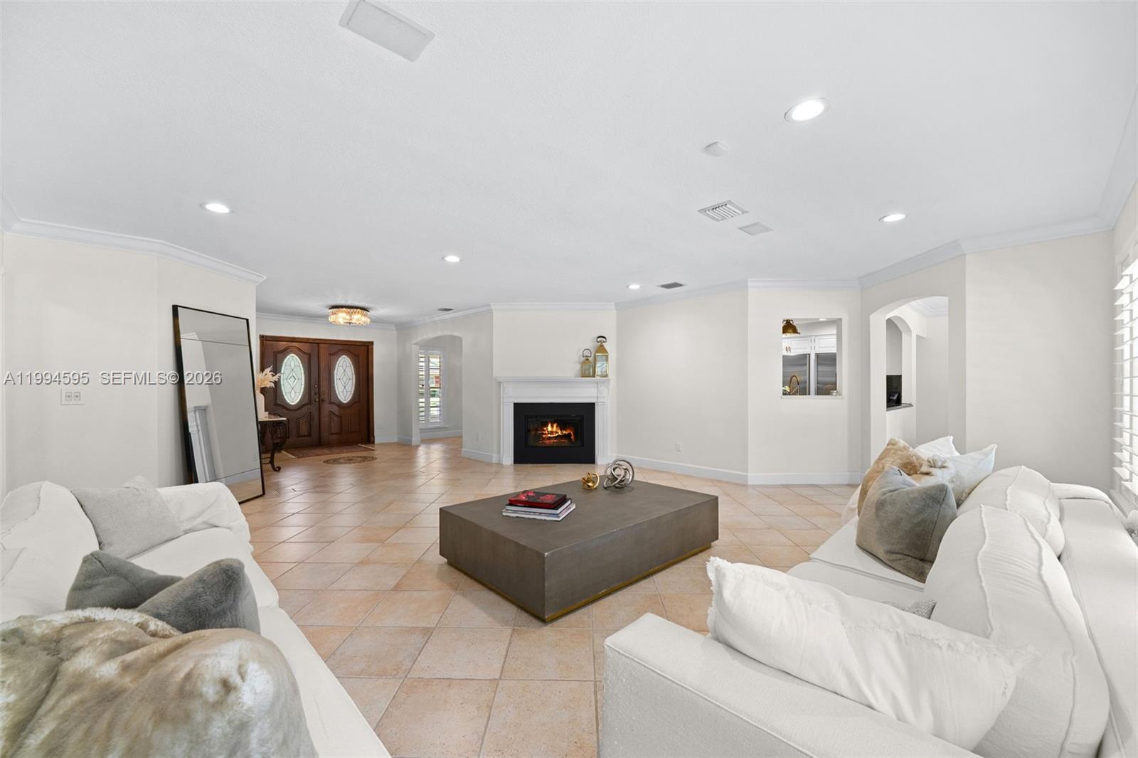 6801 SW 126th Ter Pinecrest, FL 33156