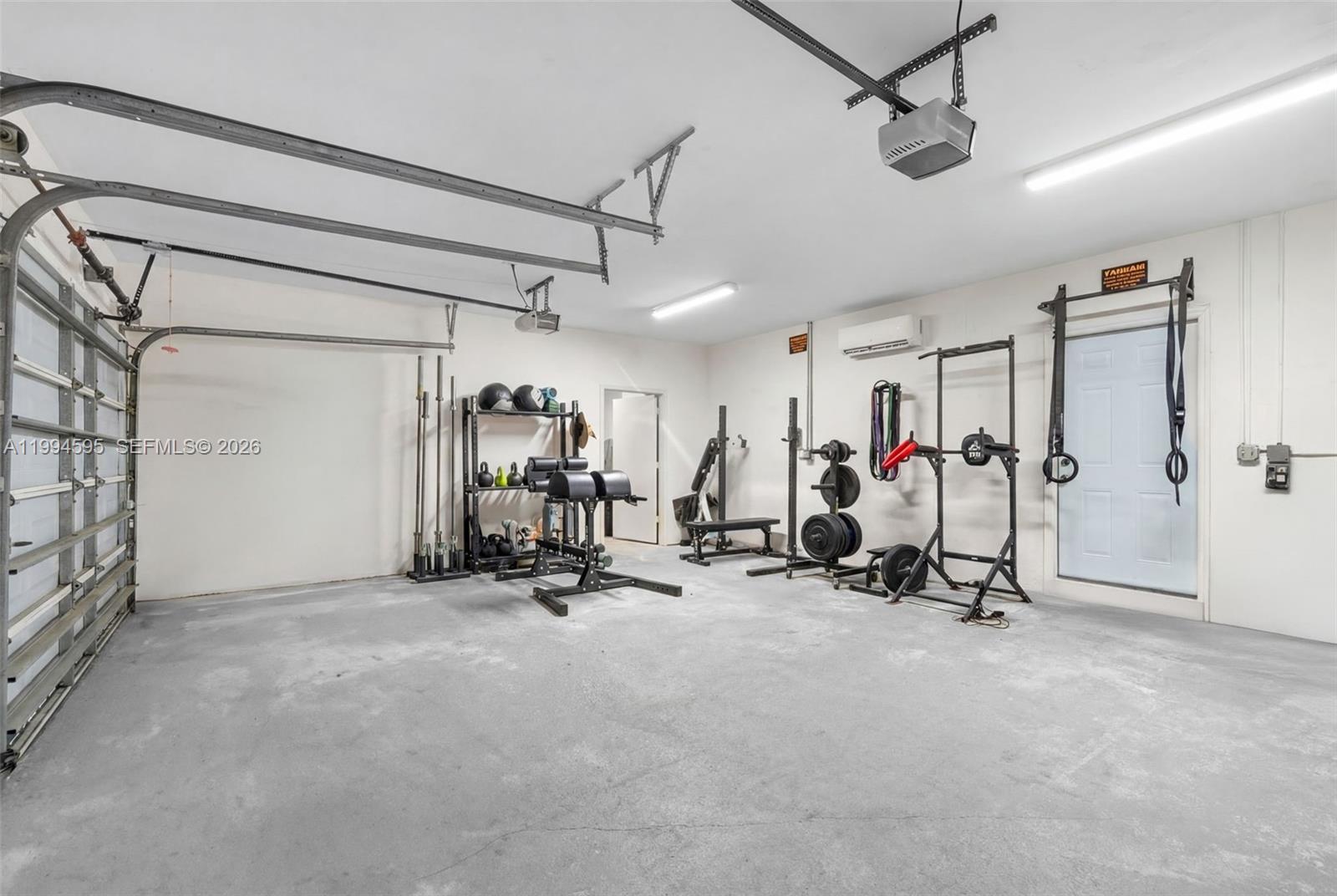 6801 SW 126th Ter Pinecrest, FL 33156