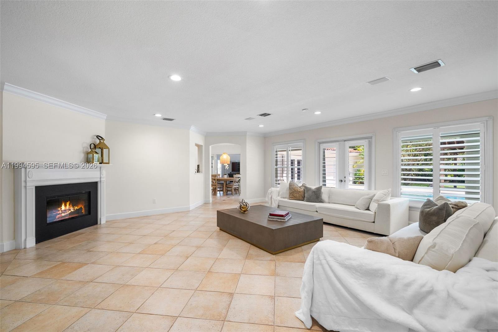 6801 SW 126th Ter Pinecrest, FL 33156