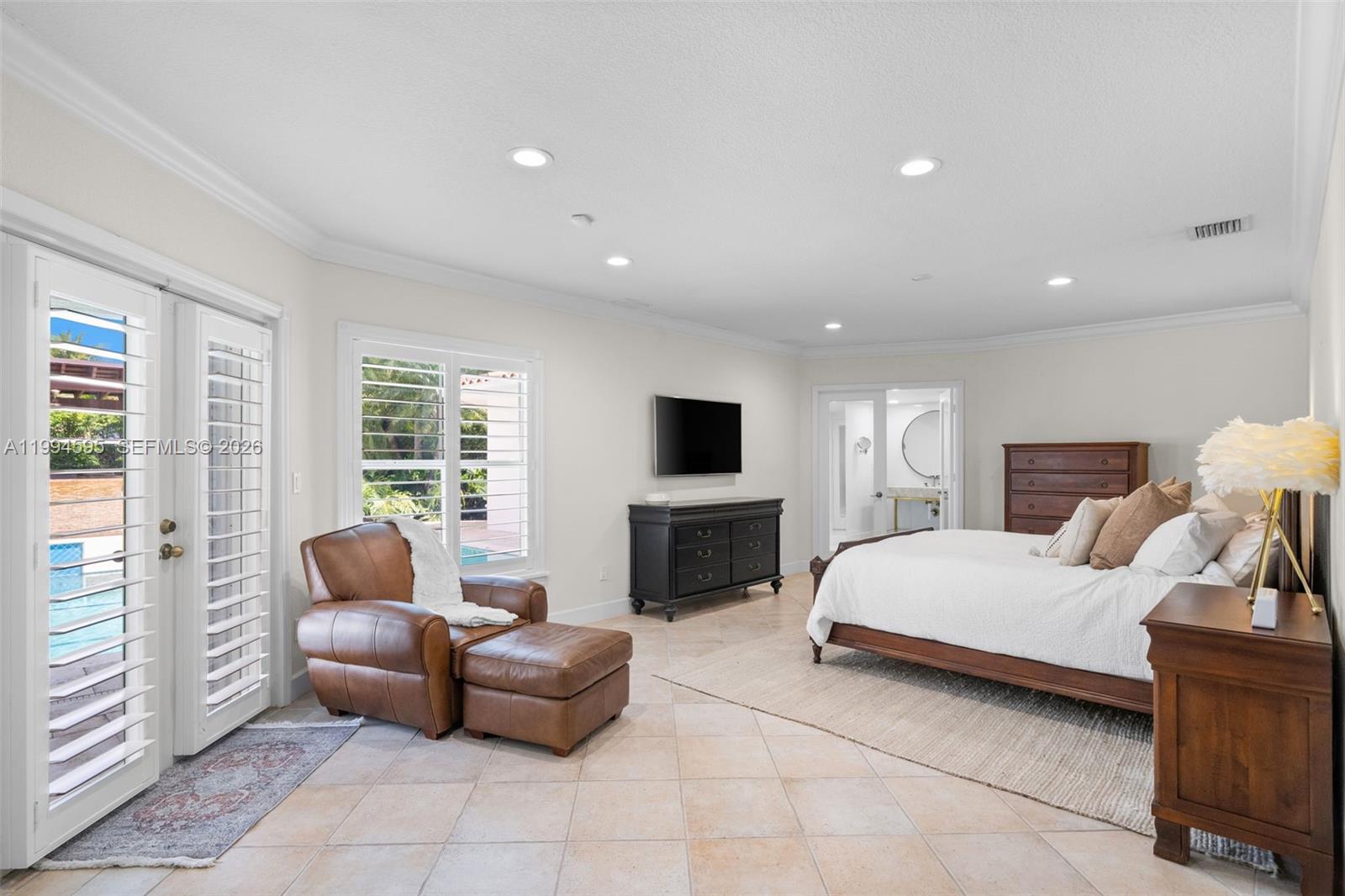 6801 SW 126th Ter Pinecrest, FL 33156