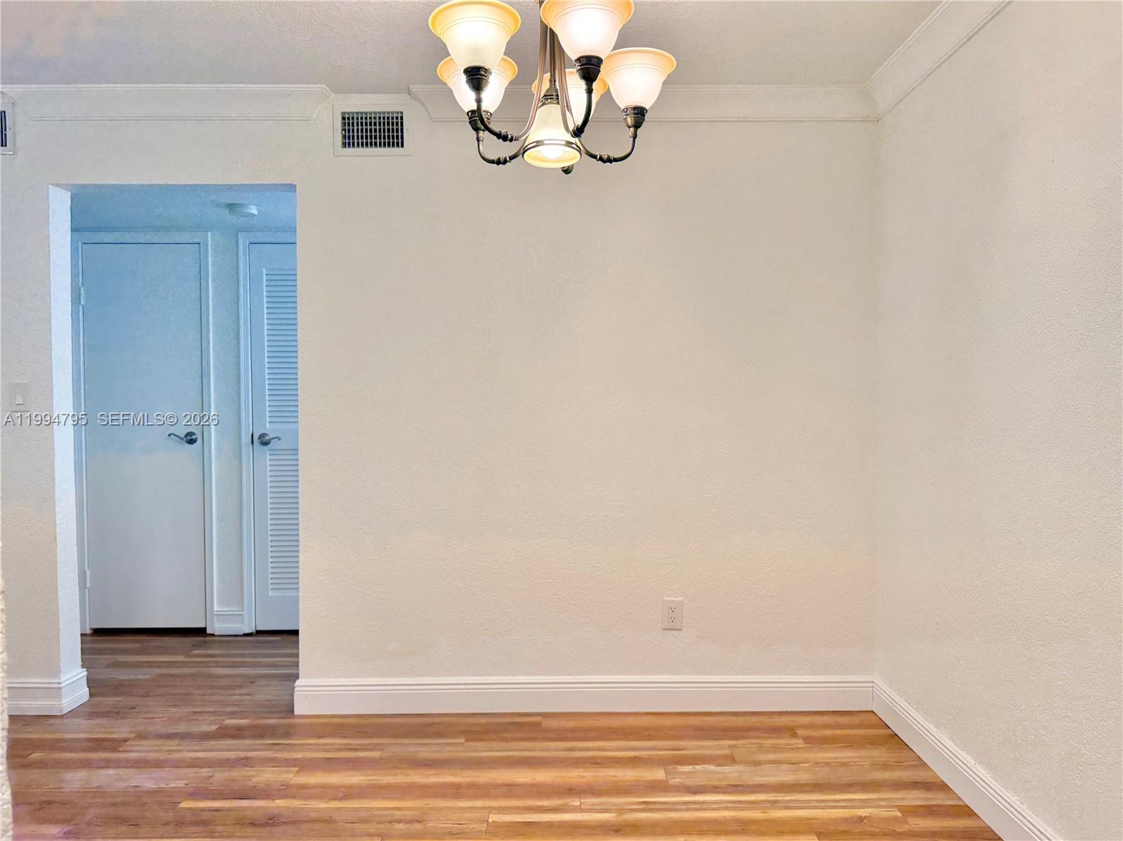 733 Riverside Dr #1215 Coral Springs, FL 33071