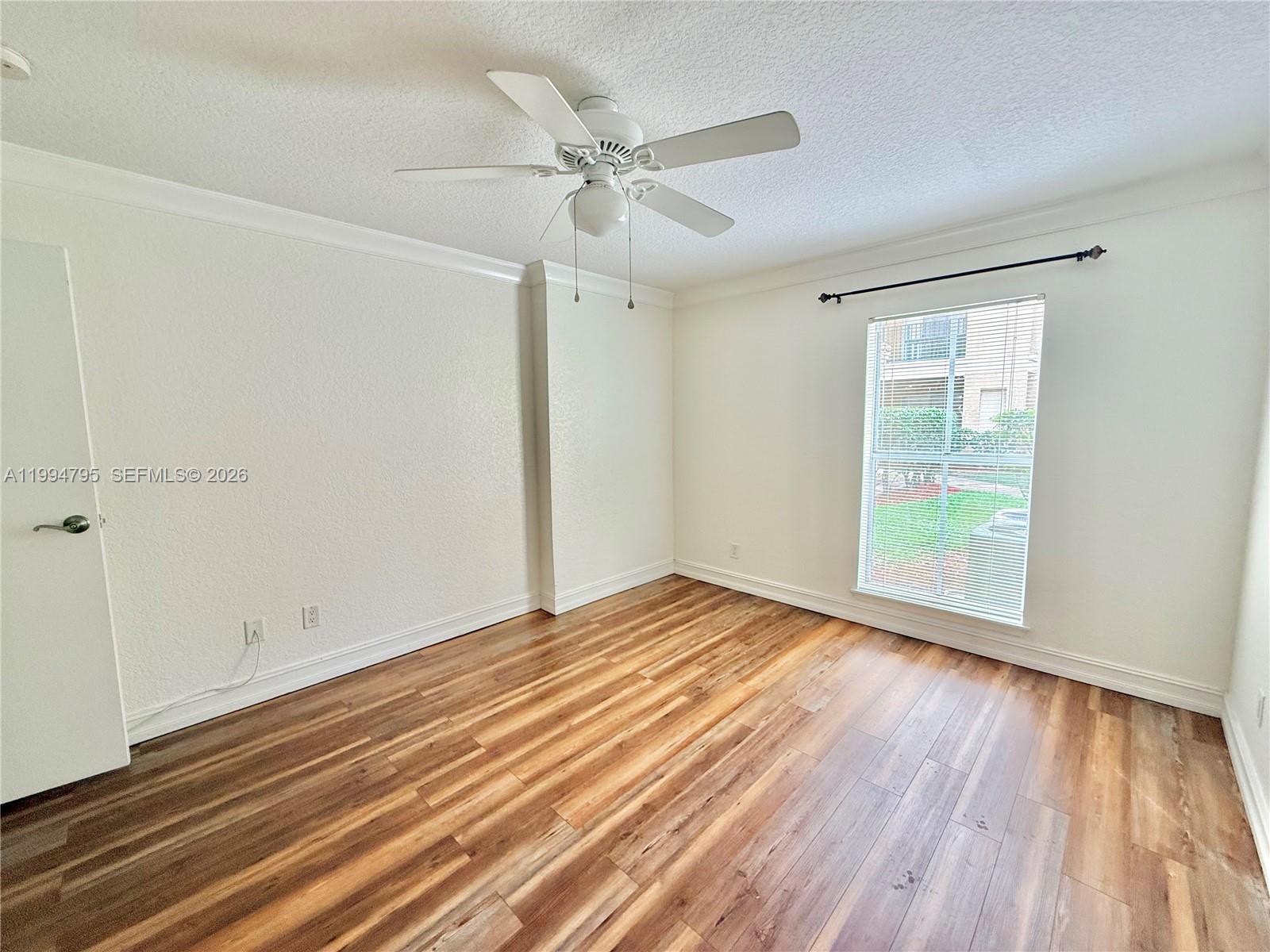 733 Riverside Dr #1215 Coral Springs, FL 33071