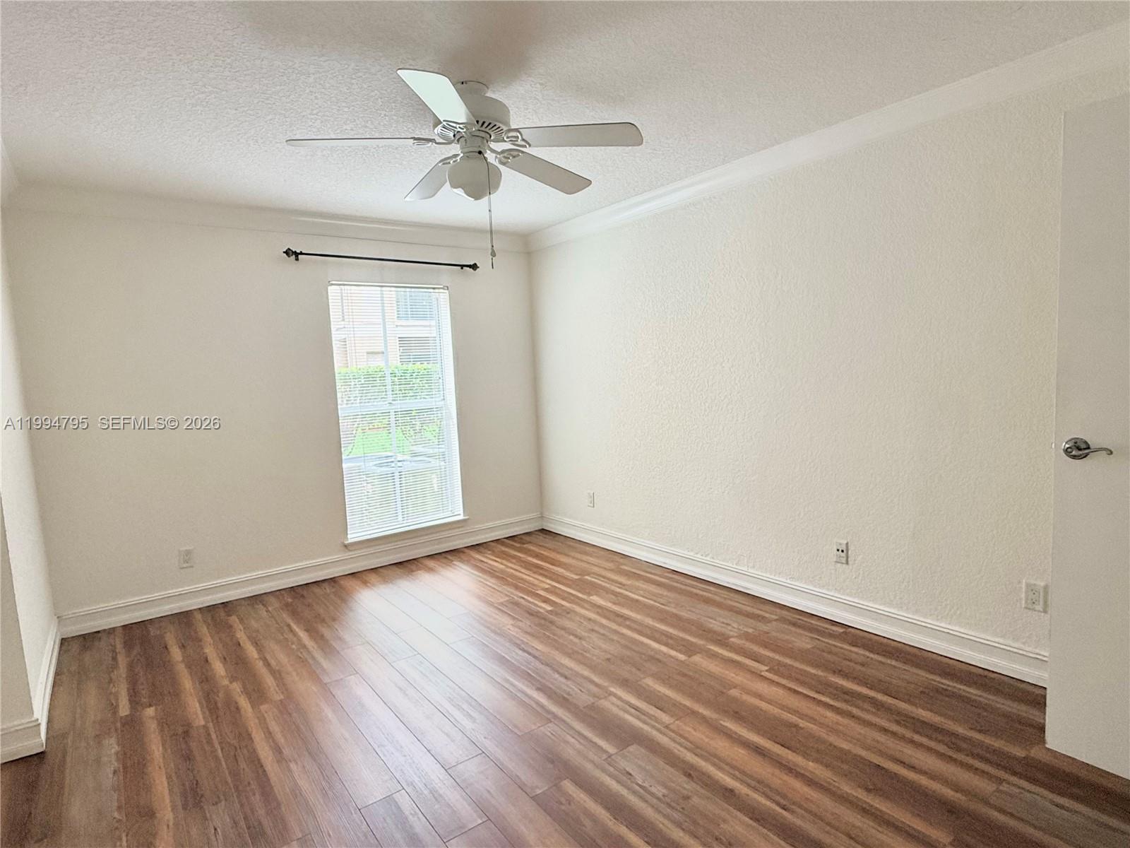 733 Riverside Dr #1215 Coral Springs, FL 33071