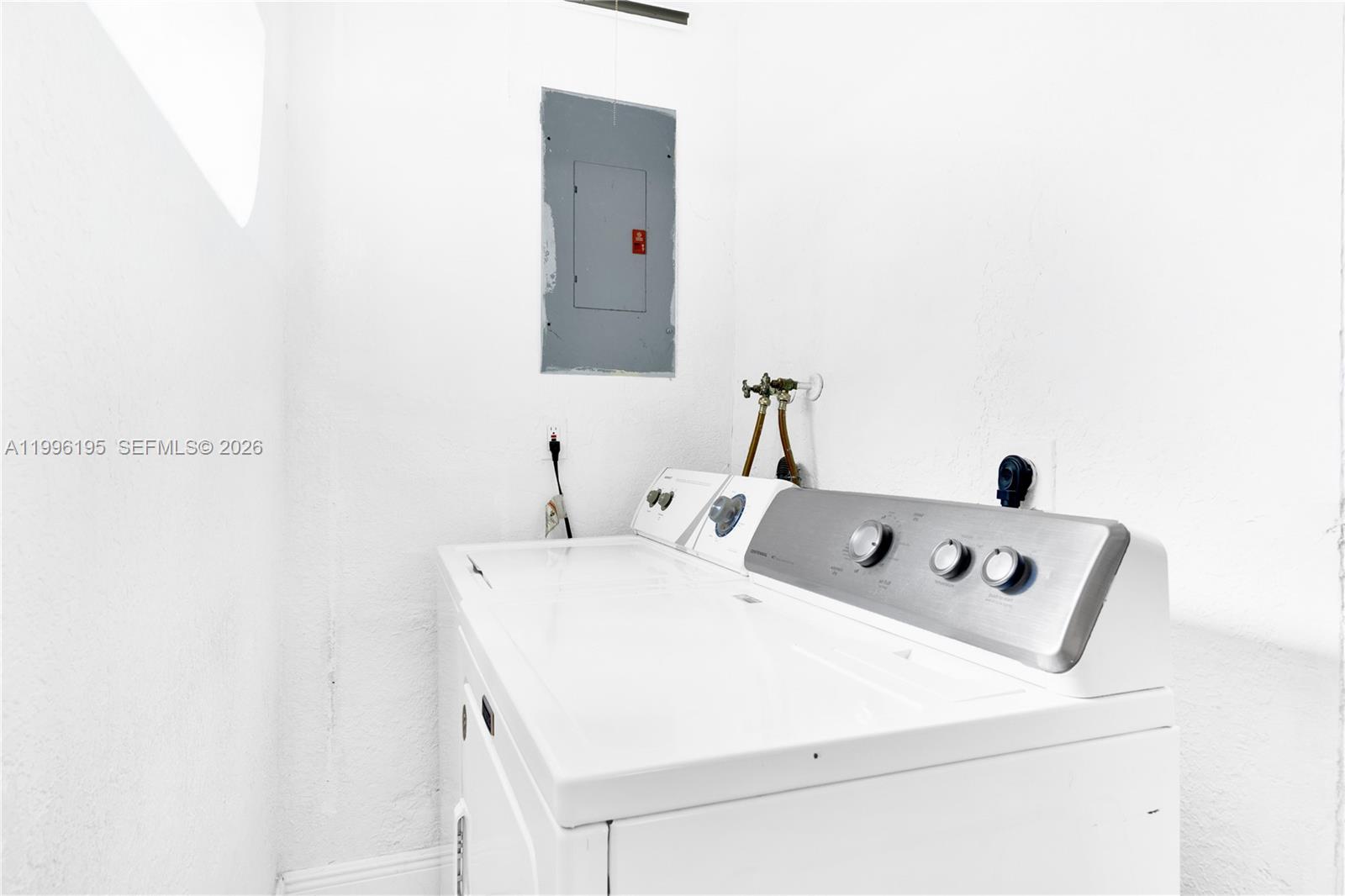 6133 SW 62nd Ter South Miami, FL 33143