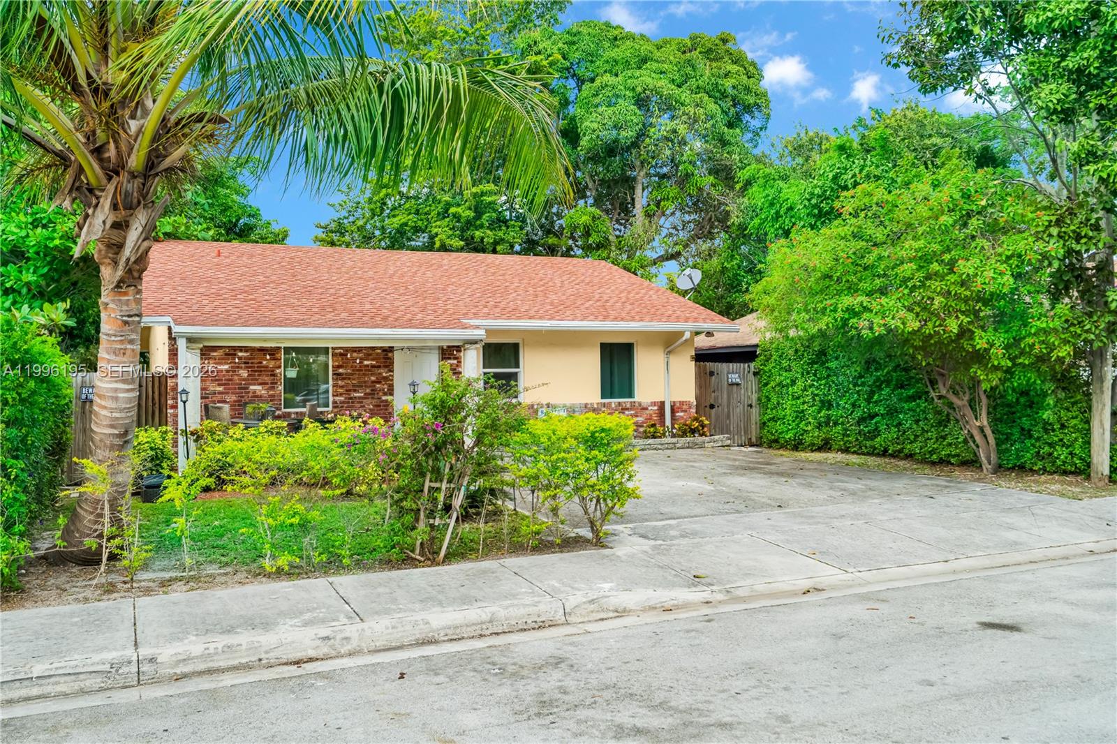 6133 SW 62nd Ter South Miami, FL 33143