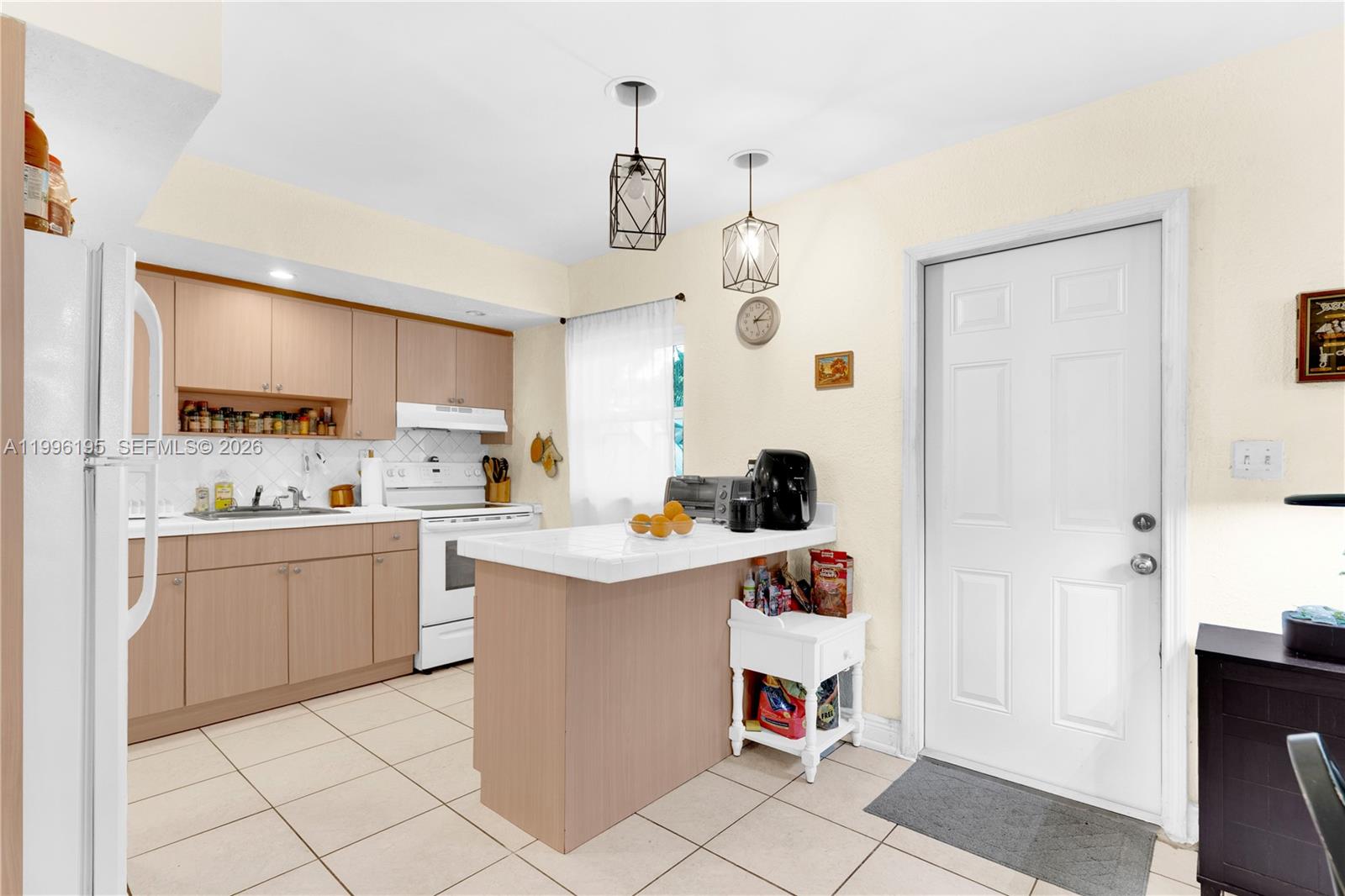 6133 SW 62nd Ter South Miami, FL 33143