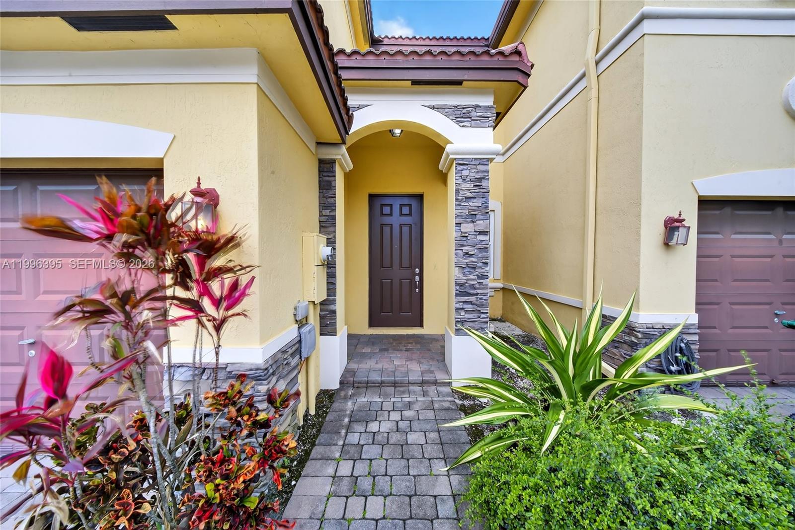 8766 NW 112th Path Doral, FL 33178