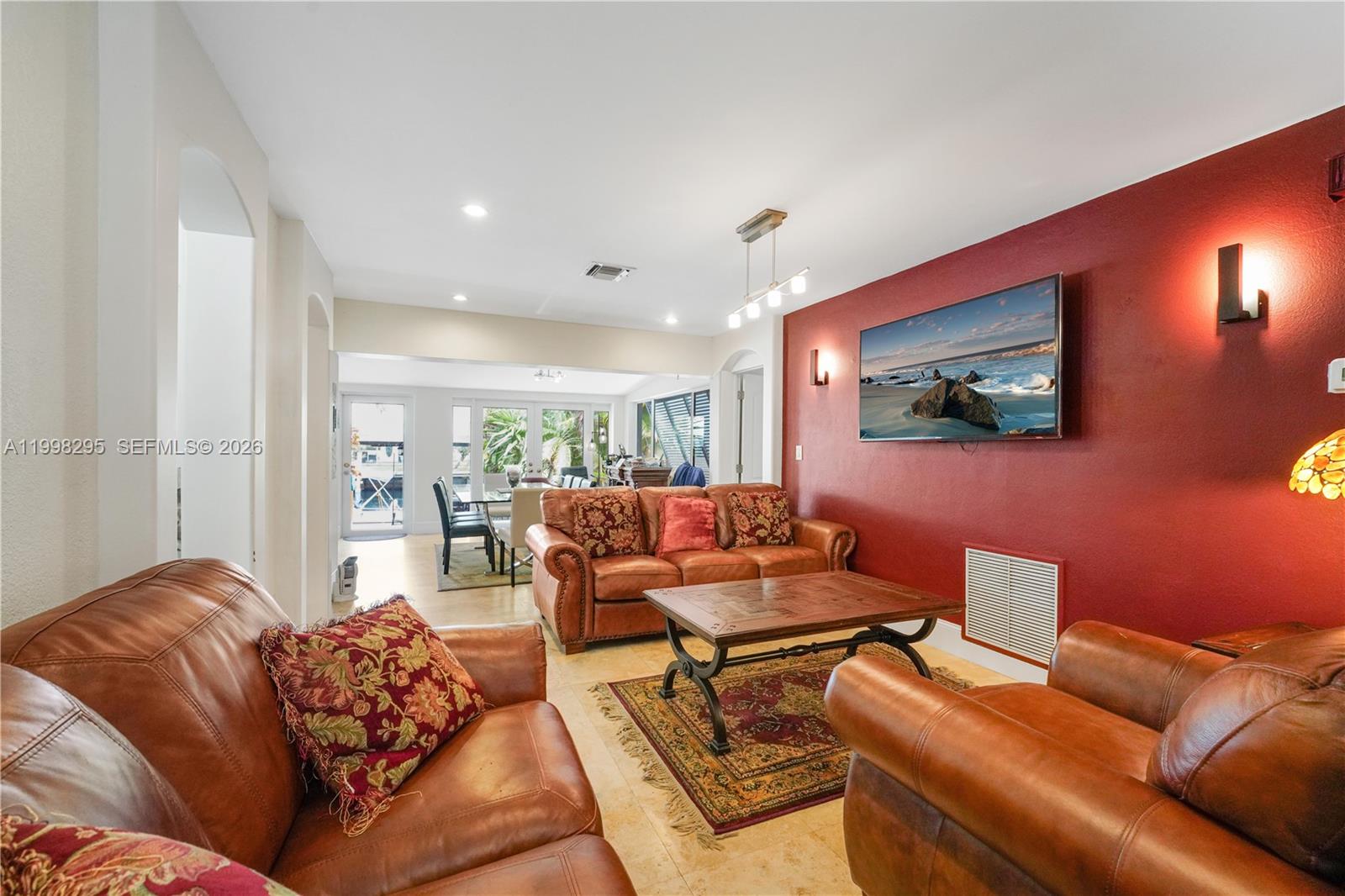 905 Mandarin Isle Fort Lauderdale, FL 33315