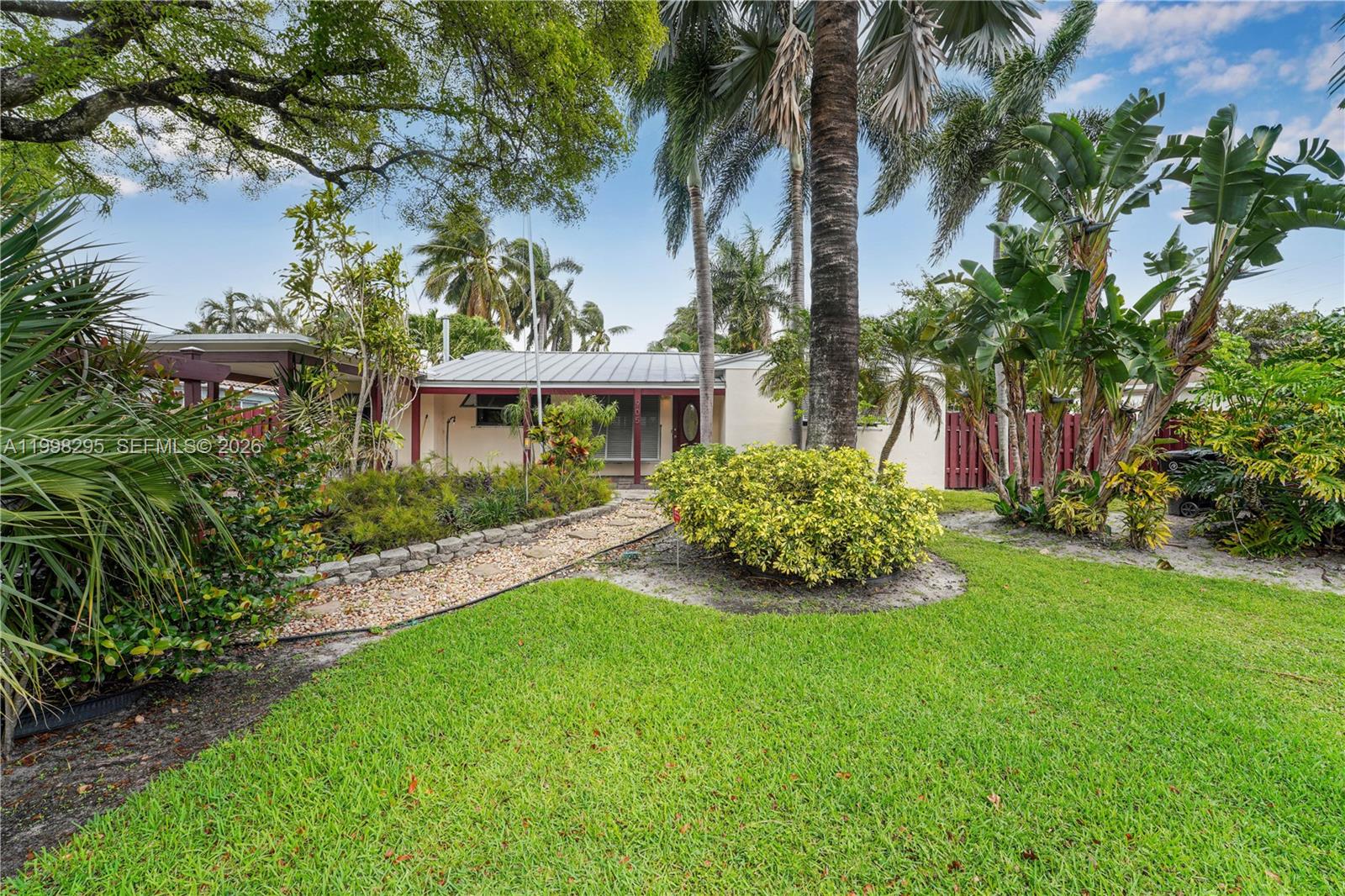 905 Mandarin Isle Fort Lauderdale, FL 33315