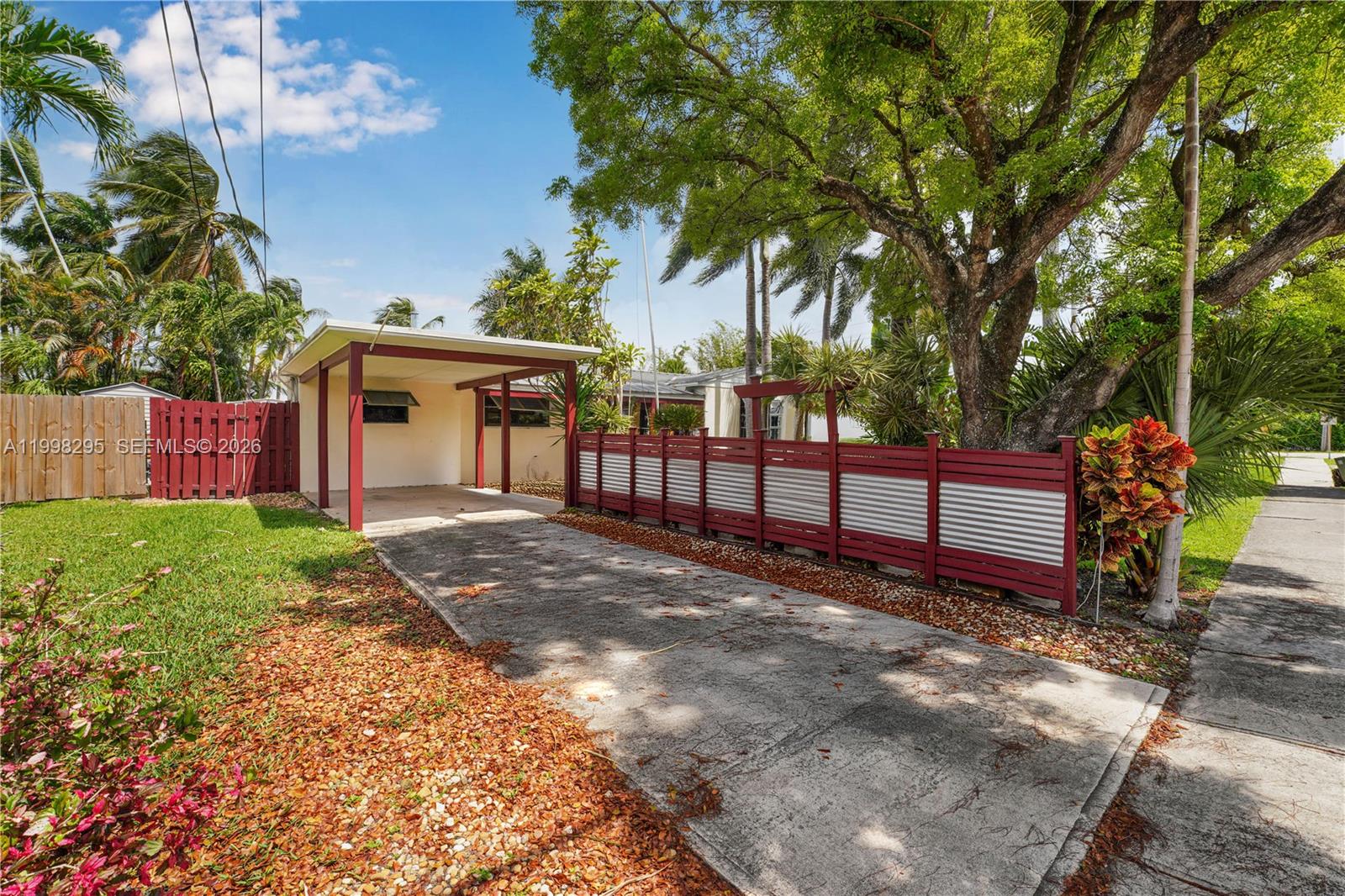 905 Mandarin Isle Fort Lauderdale, FL 33315