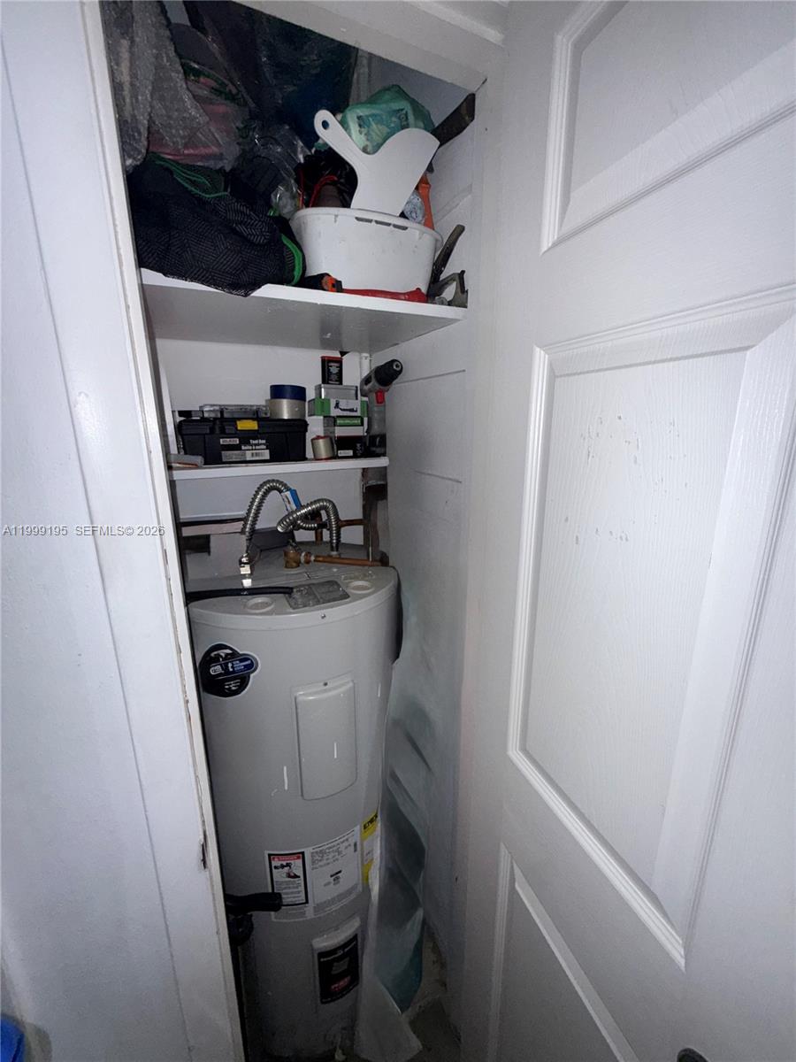 141 NE 10th Ave #17B Hallandale Beach, FL 33009