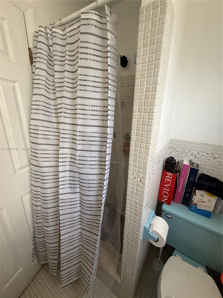 141 NE 10th Ave #17B Hallandale Beach, FL 33009