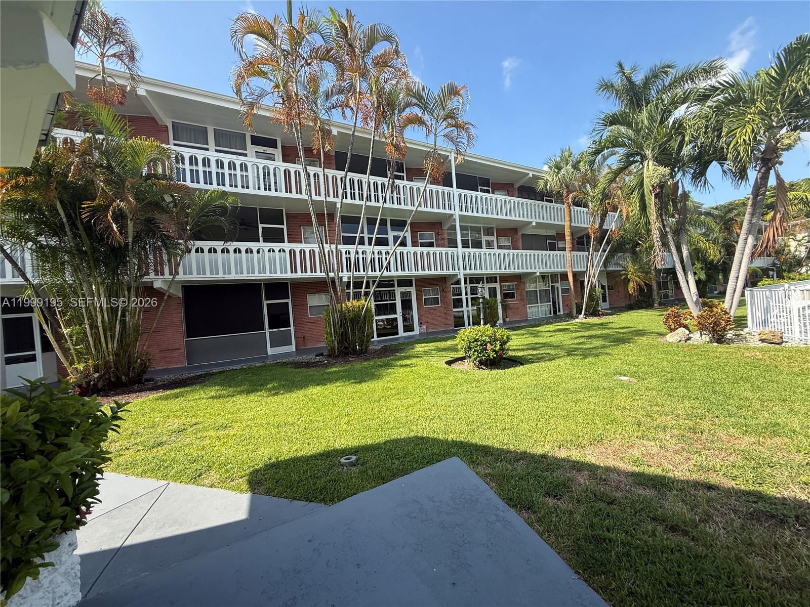 141 NE 10th Ave #17B Hallandale Beach, FL 33009