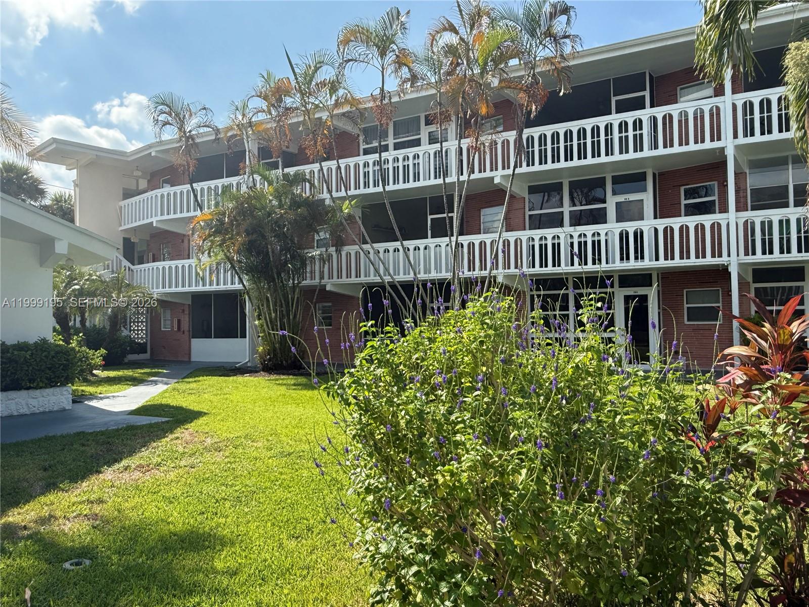 141 NE 10th Ave #17B Hallandale Beach, FL 33009