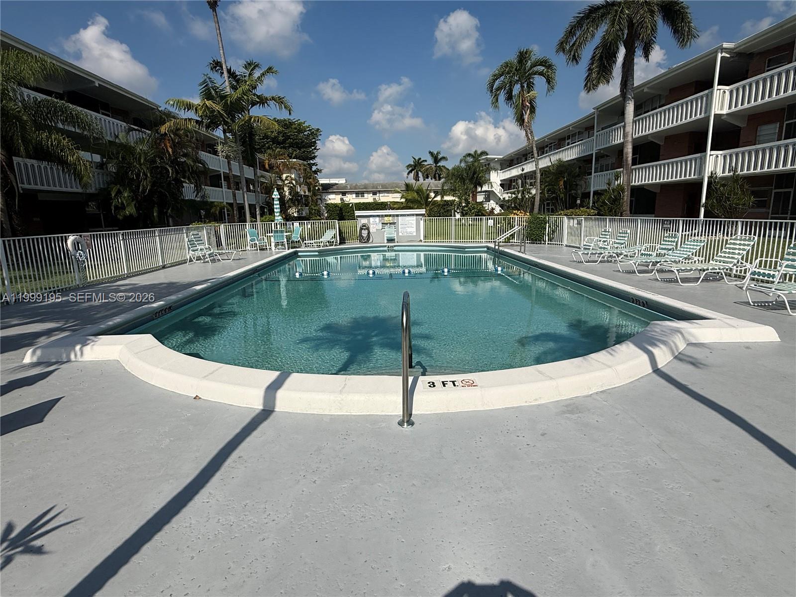 141 NE 10th Ave #17B Hallandale Beach, FL 33009