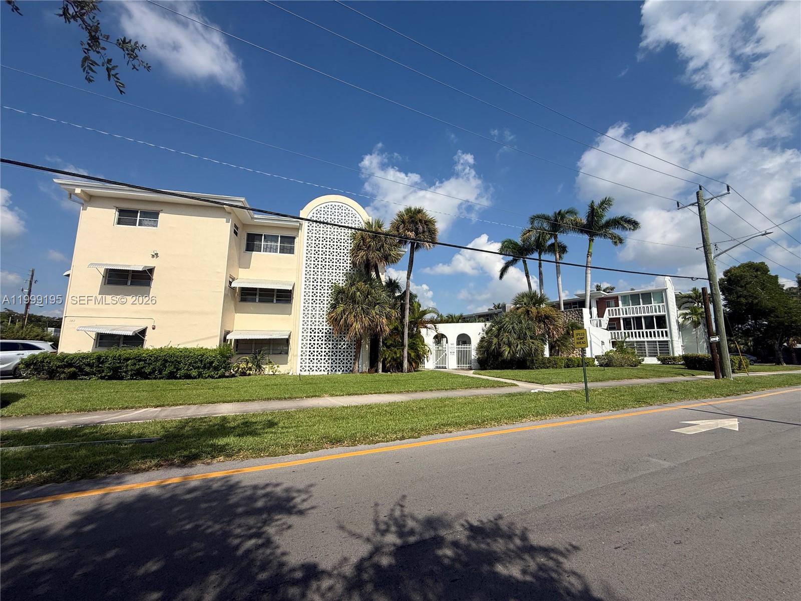 141 NE 10th Ave #17B Hallandale Beach, FL 33009