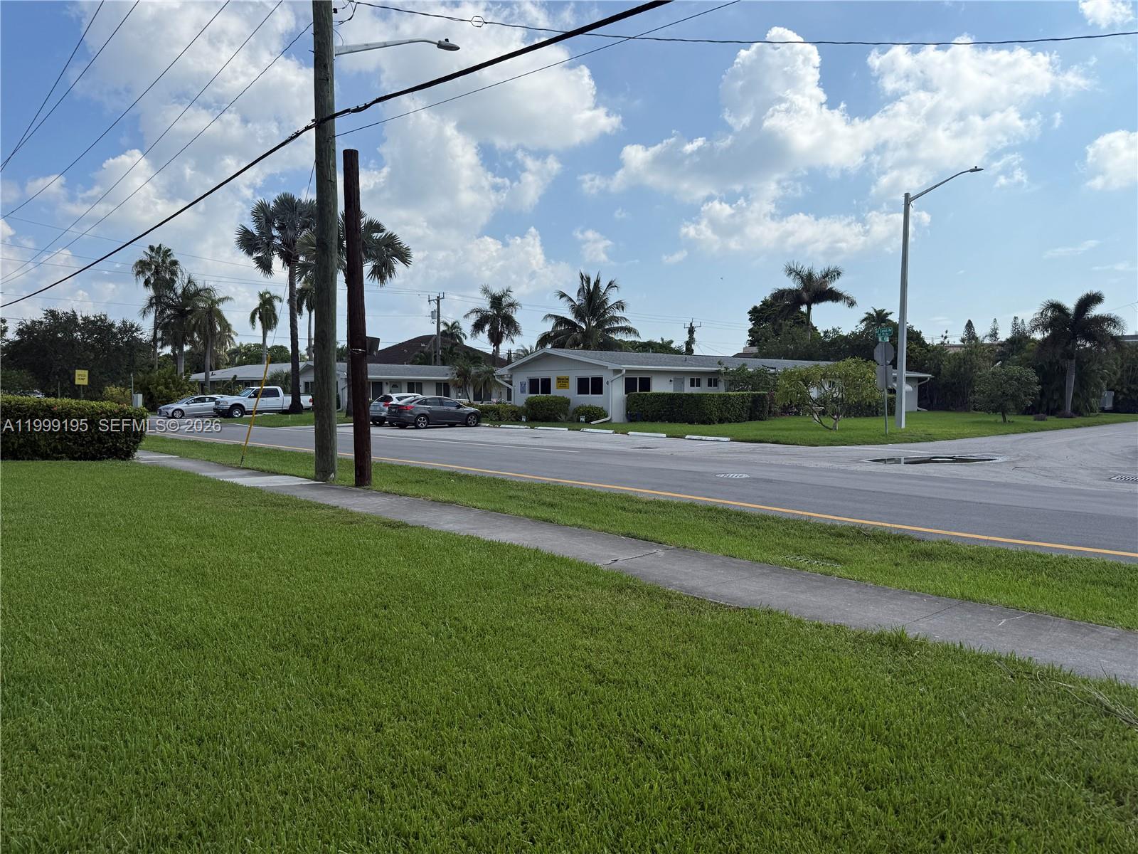 141 NE 10th Ave #17B Hallandale Beach, FL 33009