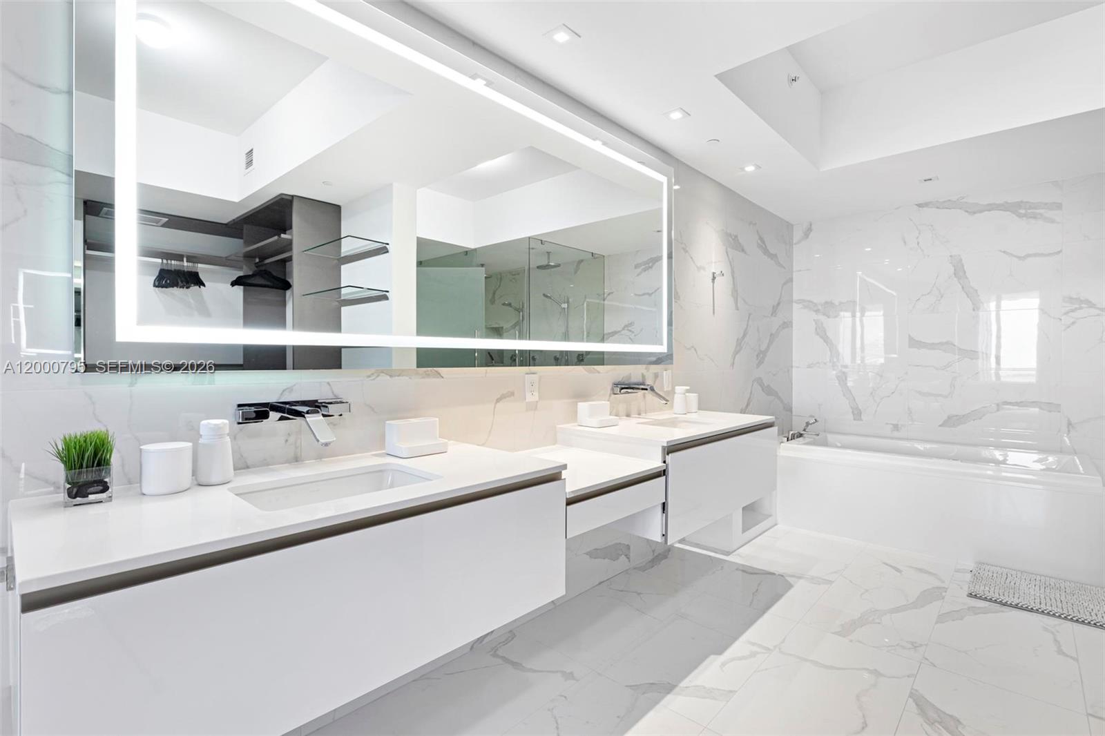 5500 Island Estates Dr #506 Aventura, FL 33160