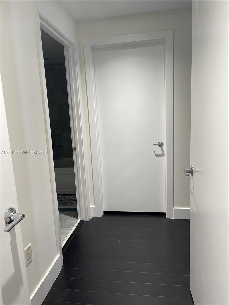 image 1060 Brickell - 105012