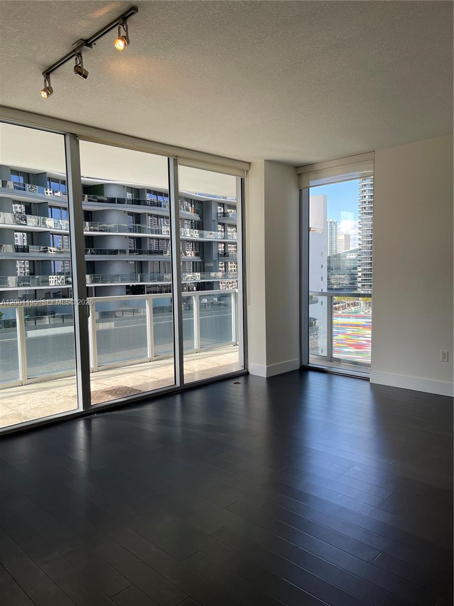 image 1060 Brickell - 10503