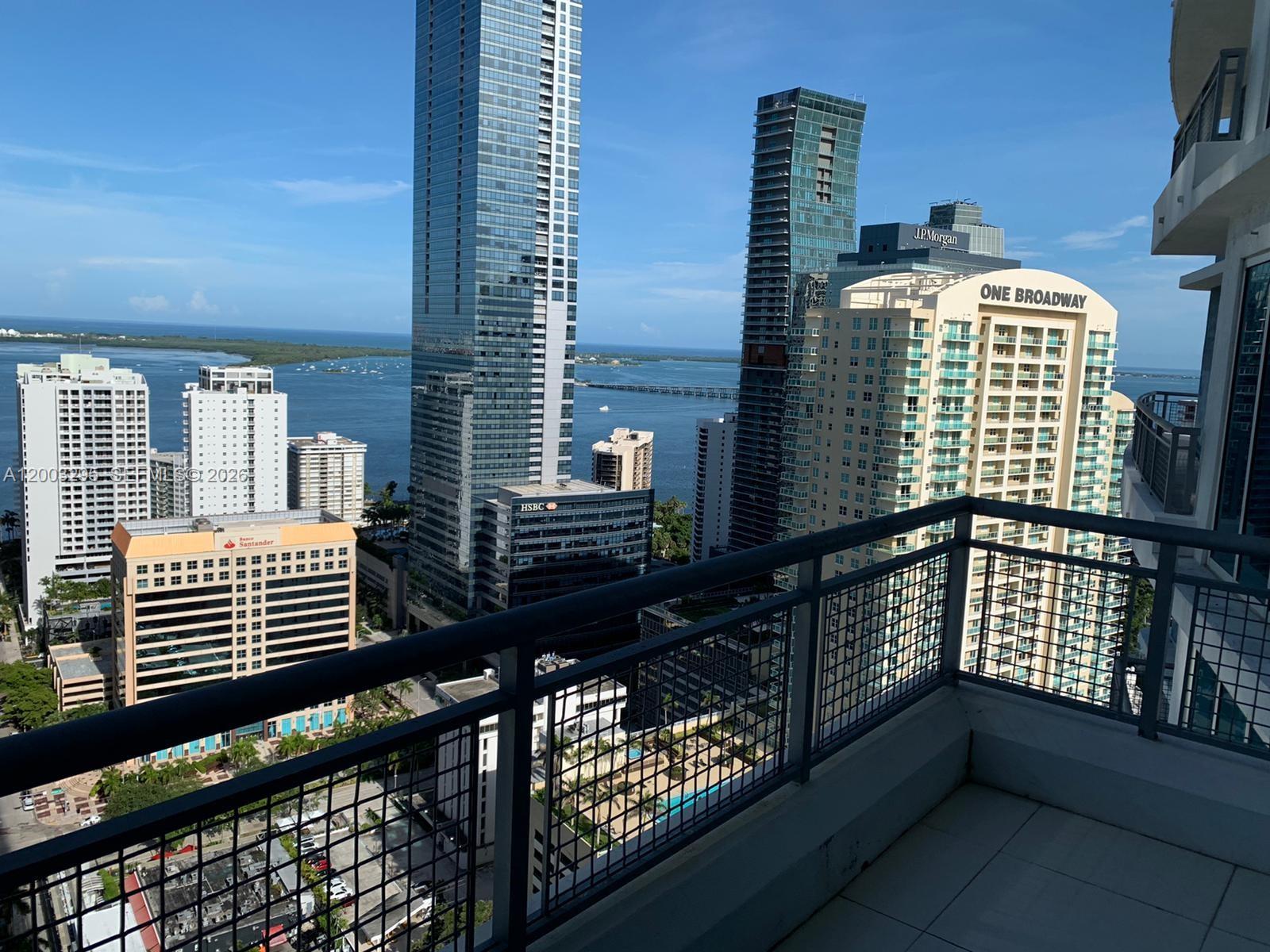 image Infinity at Brickell10