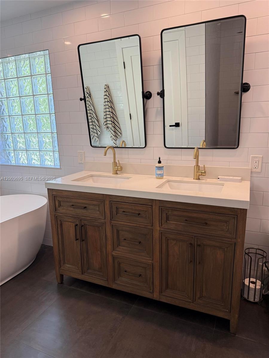 8320 SW 161st St Palmetto Bay, FL 33157