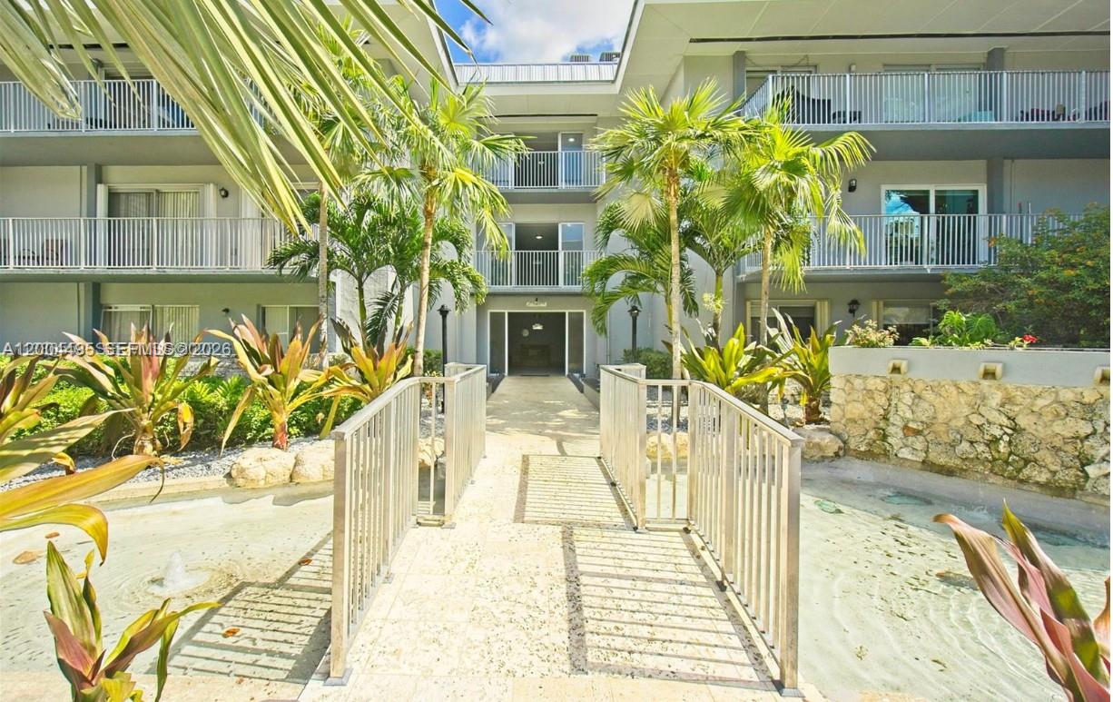 7401 SW 82nd St #207S