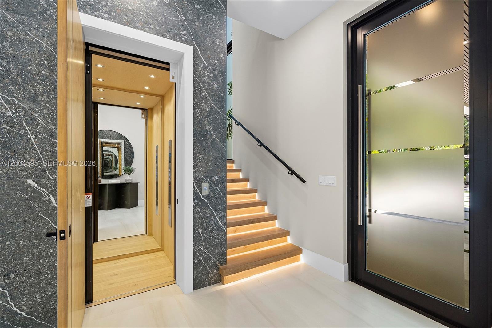 2521 Lincoln Ave Miami, FL 33133