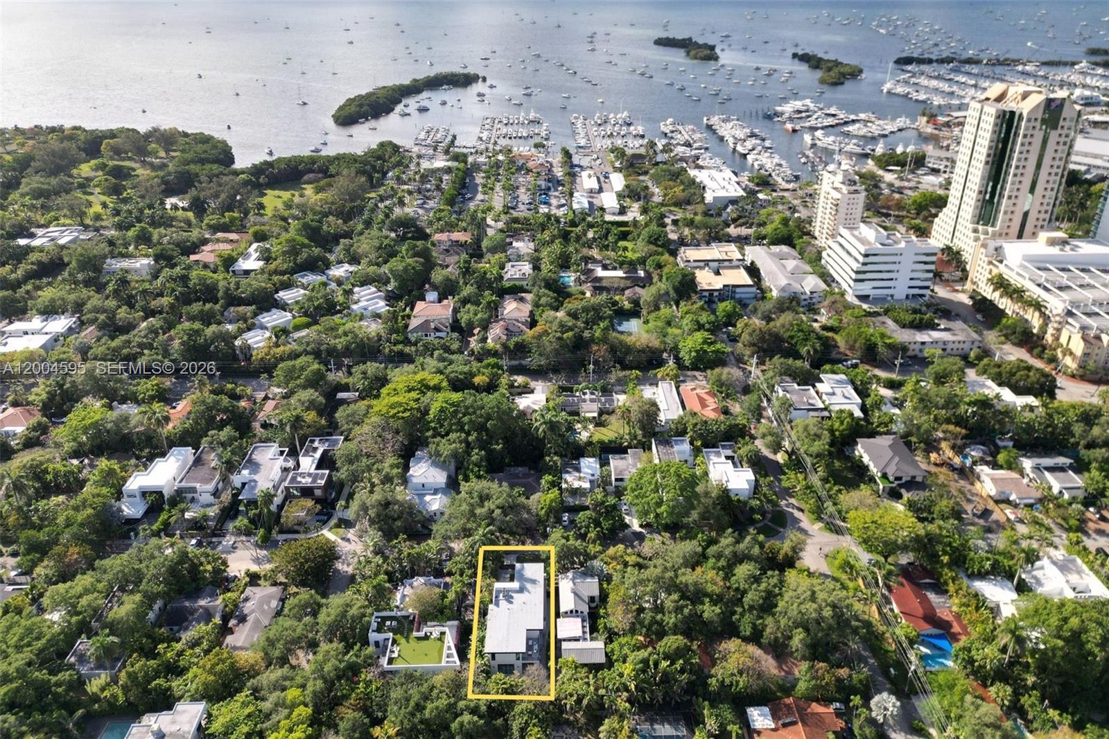 2521 Lincoln Ave Miami, FL 33133