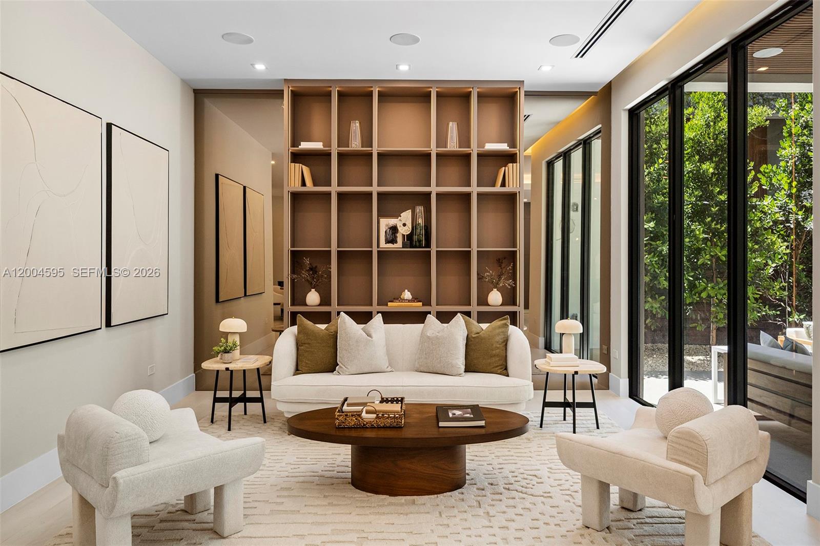 2521 Lincoln Ave Miami, FL 33133