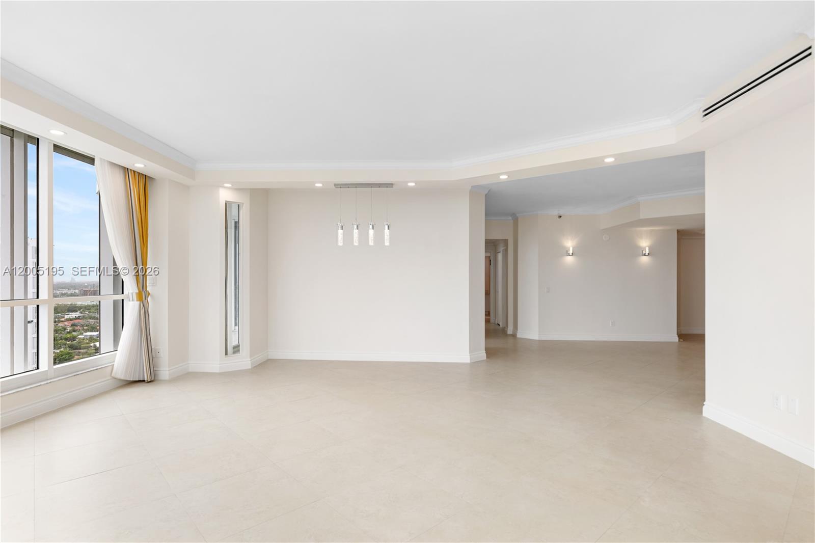 21150 Point Pl #LPH 2902 Aventura, FL 33180